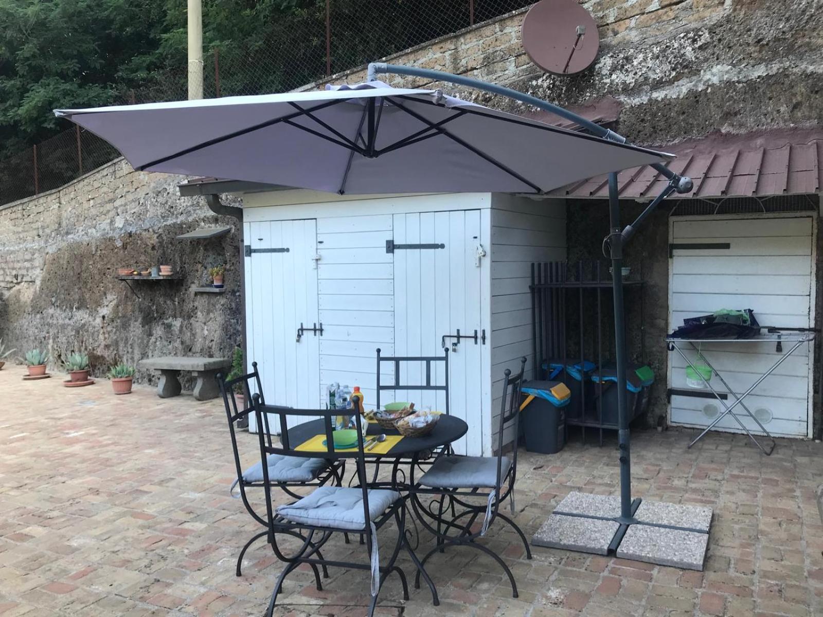 Casetta Santa Fortunata Guest House Sutri Exterior foto