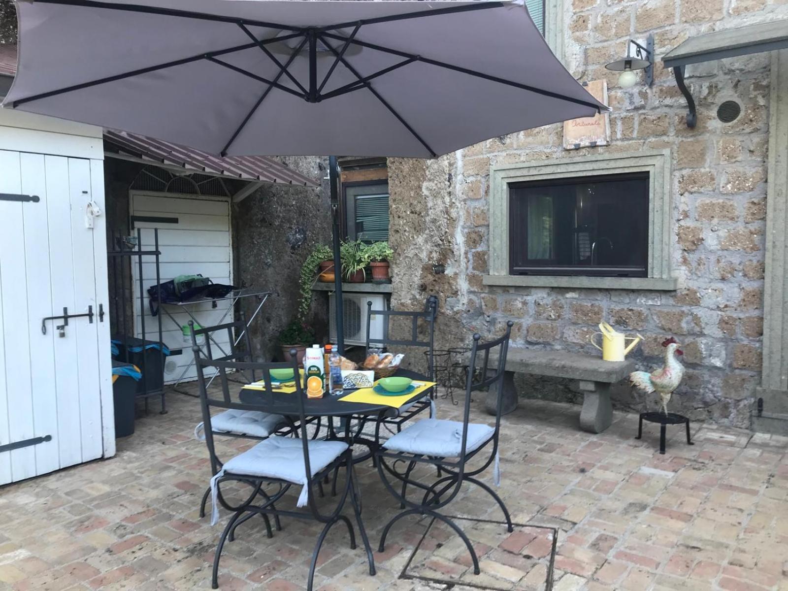 Casetta Santa Fortunata Guest House Sutri Exterior foto